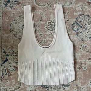 Urban Outfitters Cropped White Knit Tank Top in small